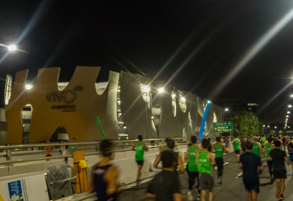 Standard Chartered Singapore Marathon 2018 - Tor Rnnow