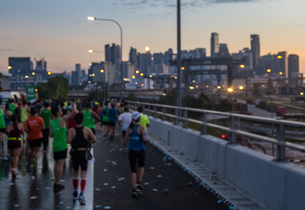 Standard Chartered Singapore Marathon 2018 - Tor Rnnow