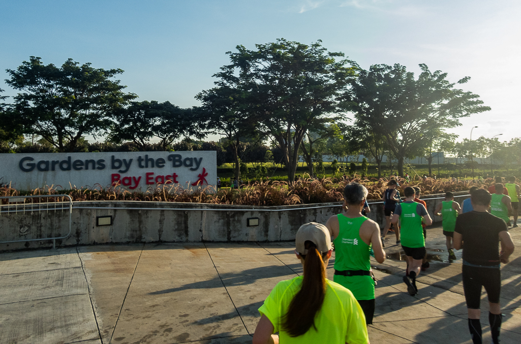 Standard Chartered Singapore Marathon 2018 - Tor Rnnow