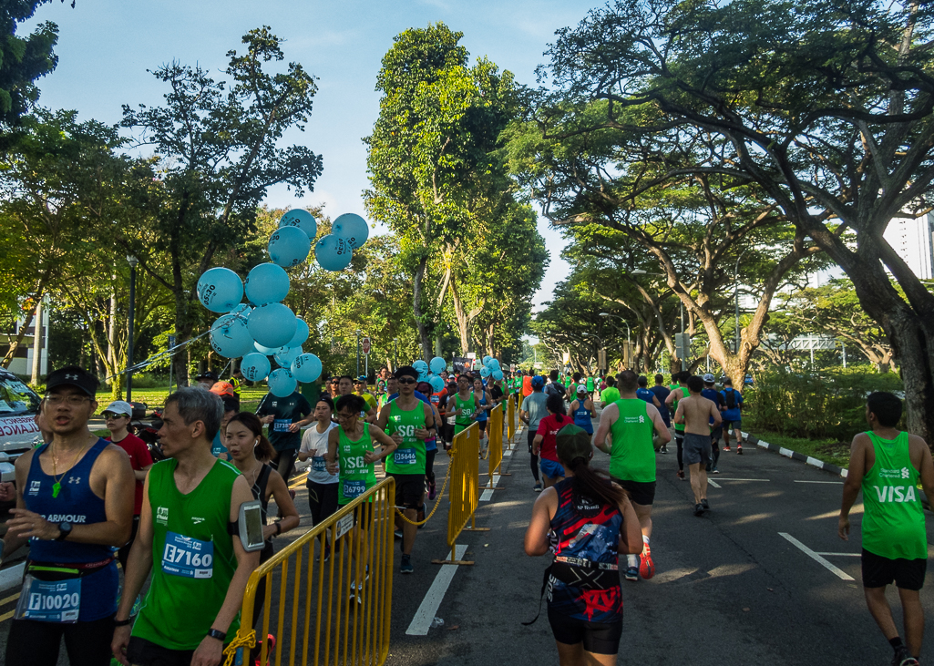 Standard Chartered Singapore Marathon 2018 - Tor Rnnow