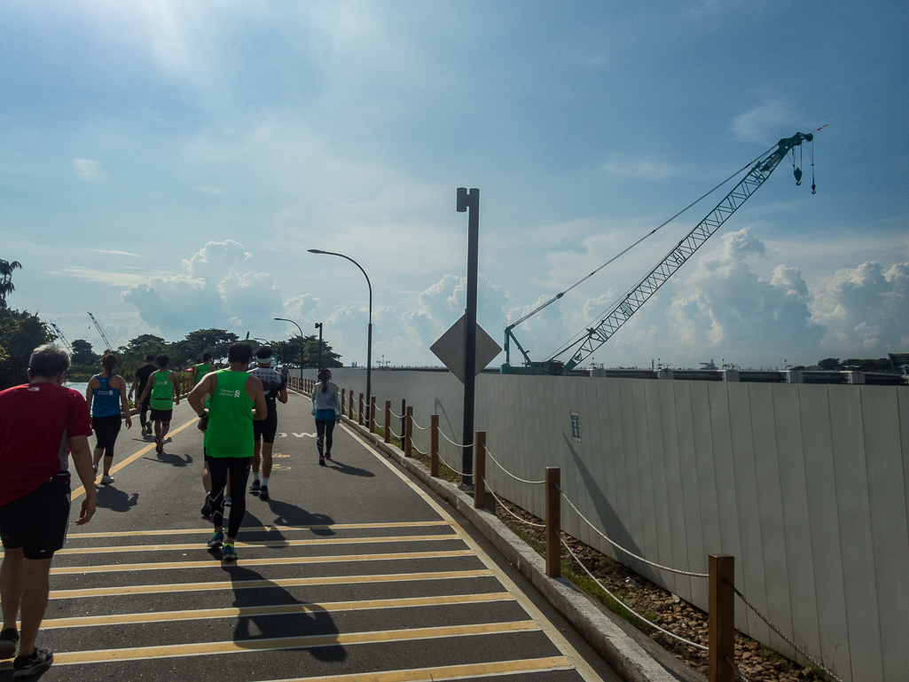 Standard Chartered Singapore Marathon 2018 - Tor Rnnow