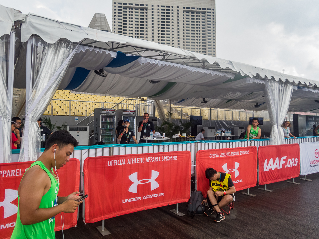 Standard Chartered Singapore Marathon 2018 - Tor Rnnow