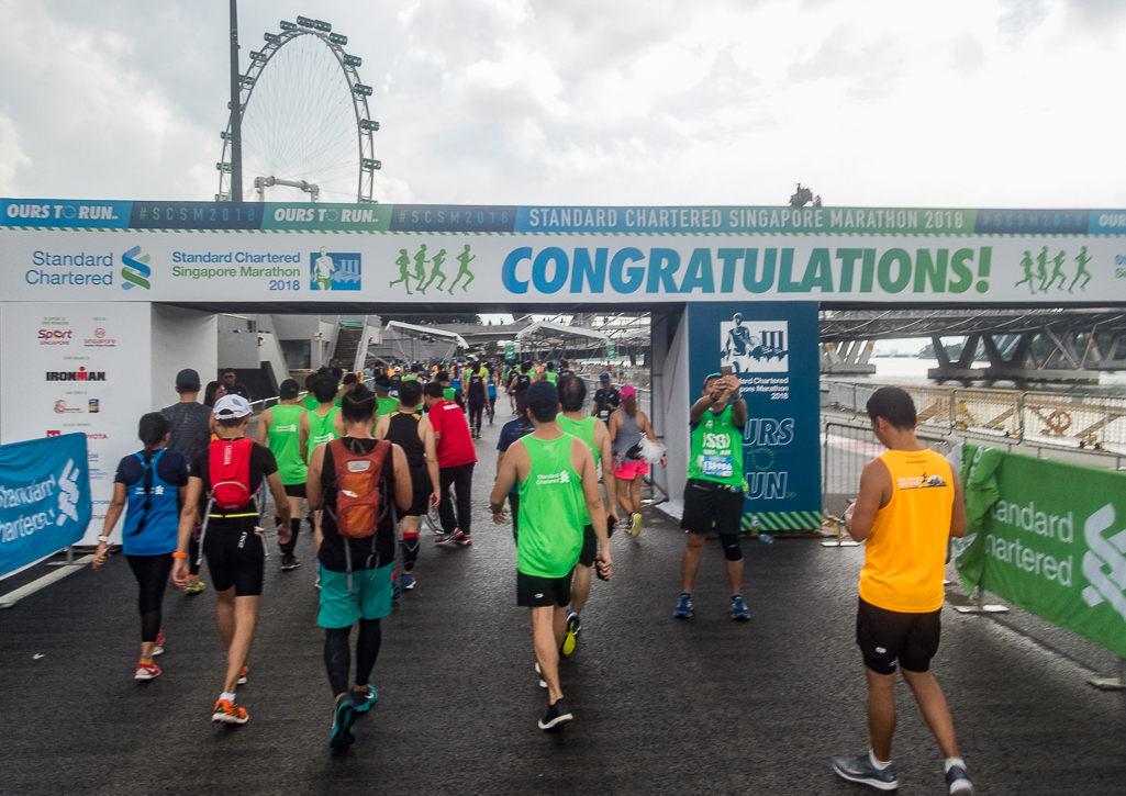 Standard Chartered Singapore Marathon 2018 - Tor Rnnow