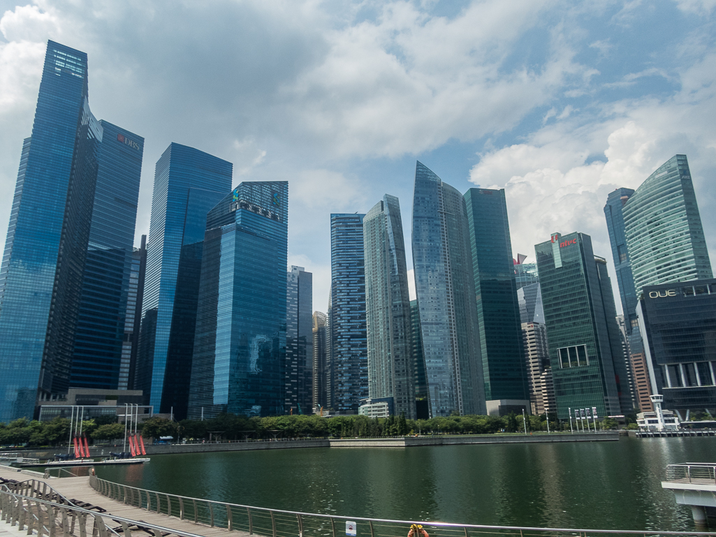 Standard Chartered Singapore Marathon 2018 - Tor Rnnow