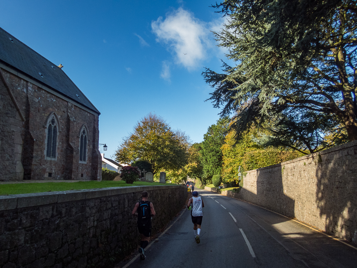 Standard Chartered Jersey Marathon 2019 - Tor Rnnow