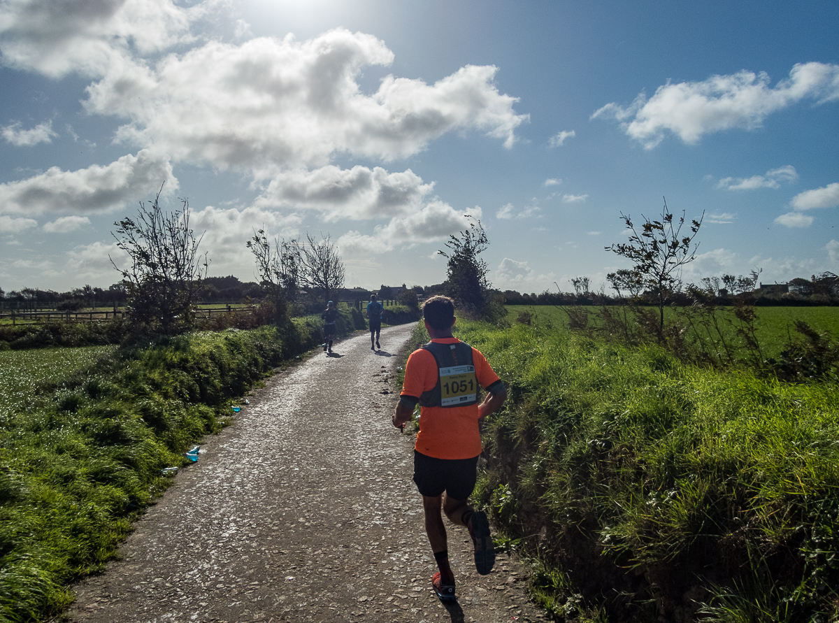 Standard Chartered Jersey Marathon 2019 - Tor Rnnow