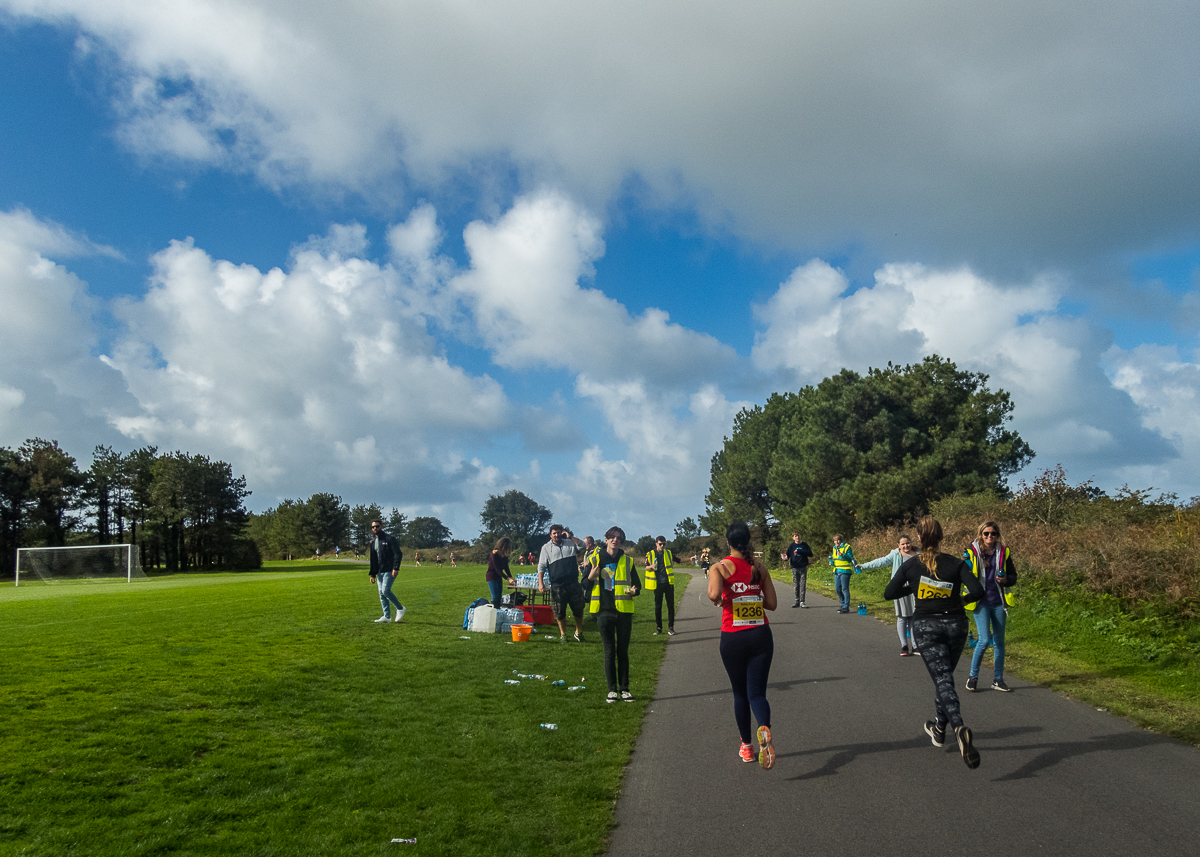 Standard Chartered Jersey Marathon 2019 - Tor Rnnow