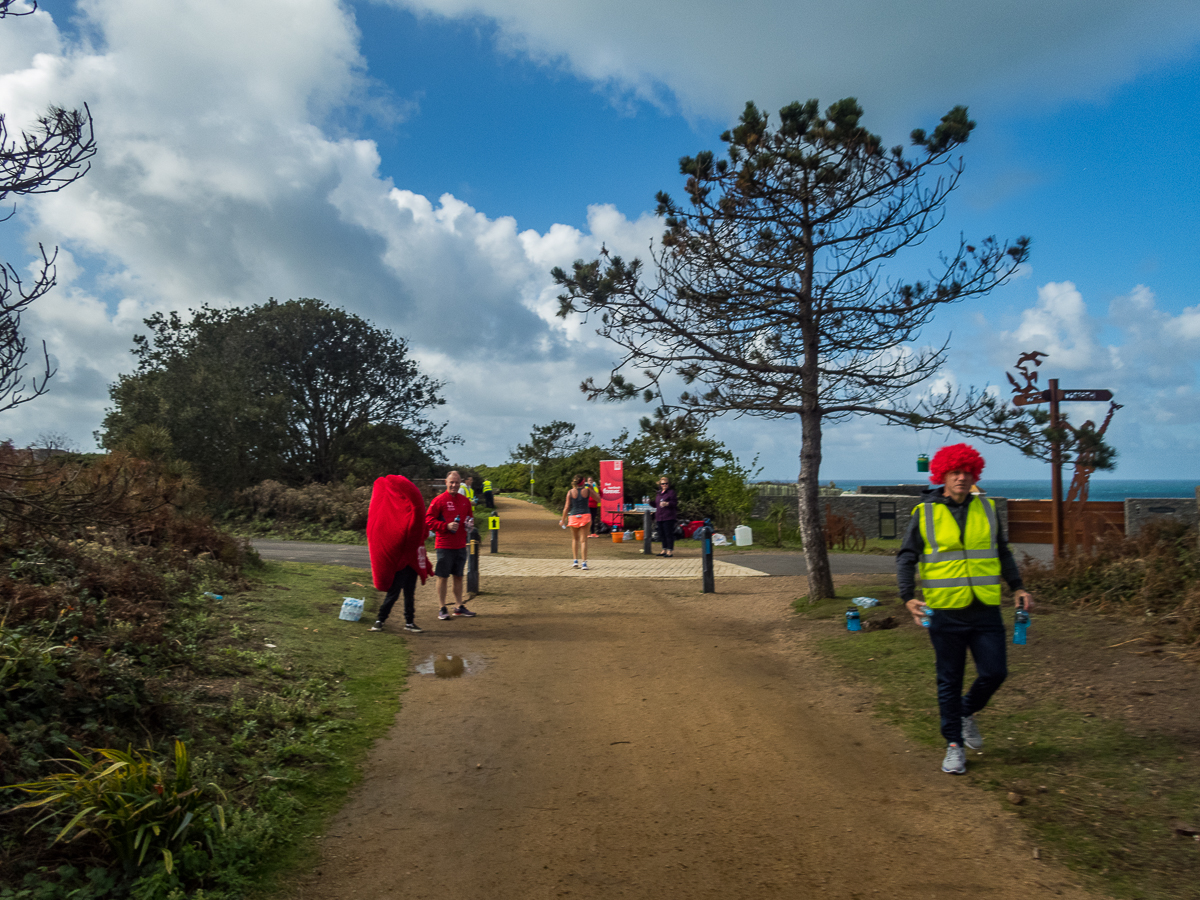 Standard Chartered Jersey Marathon 2019 - Tor Rnnow