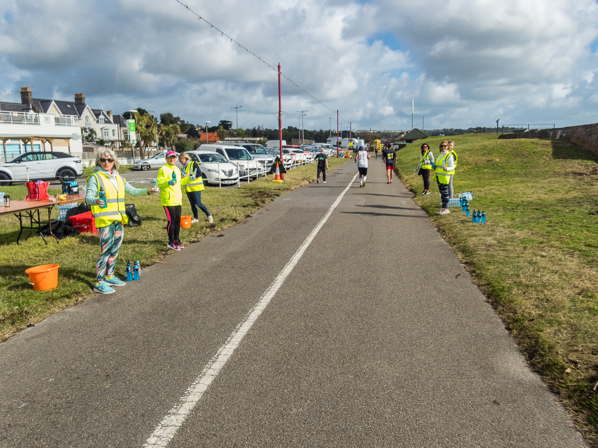 Standard Chartered Jersey Marathon 2019 - Tor Rnnow