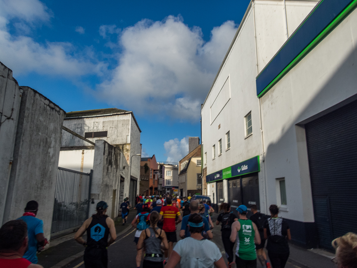 Standard Chartered Jersey Marathon 2019 - Tor Rnnow