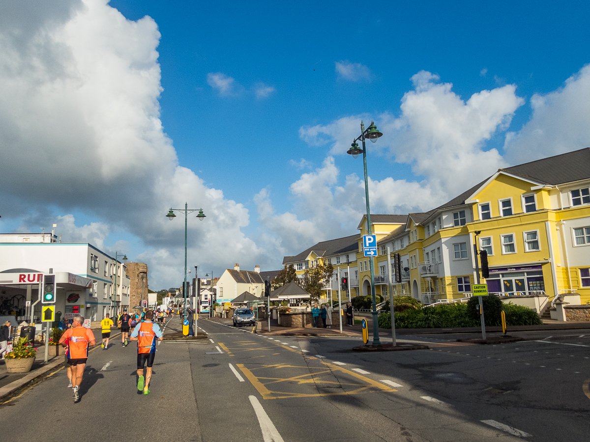 Standard Chartered Jersey Marathon 2019 - Tor Rnnow