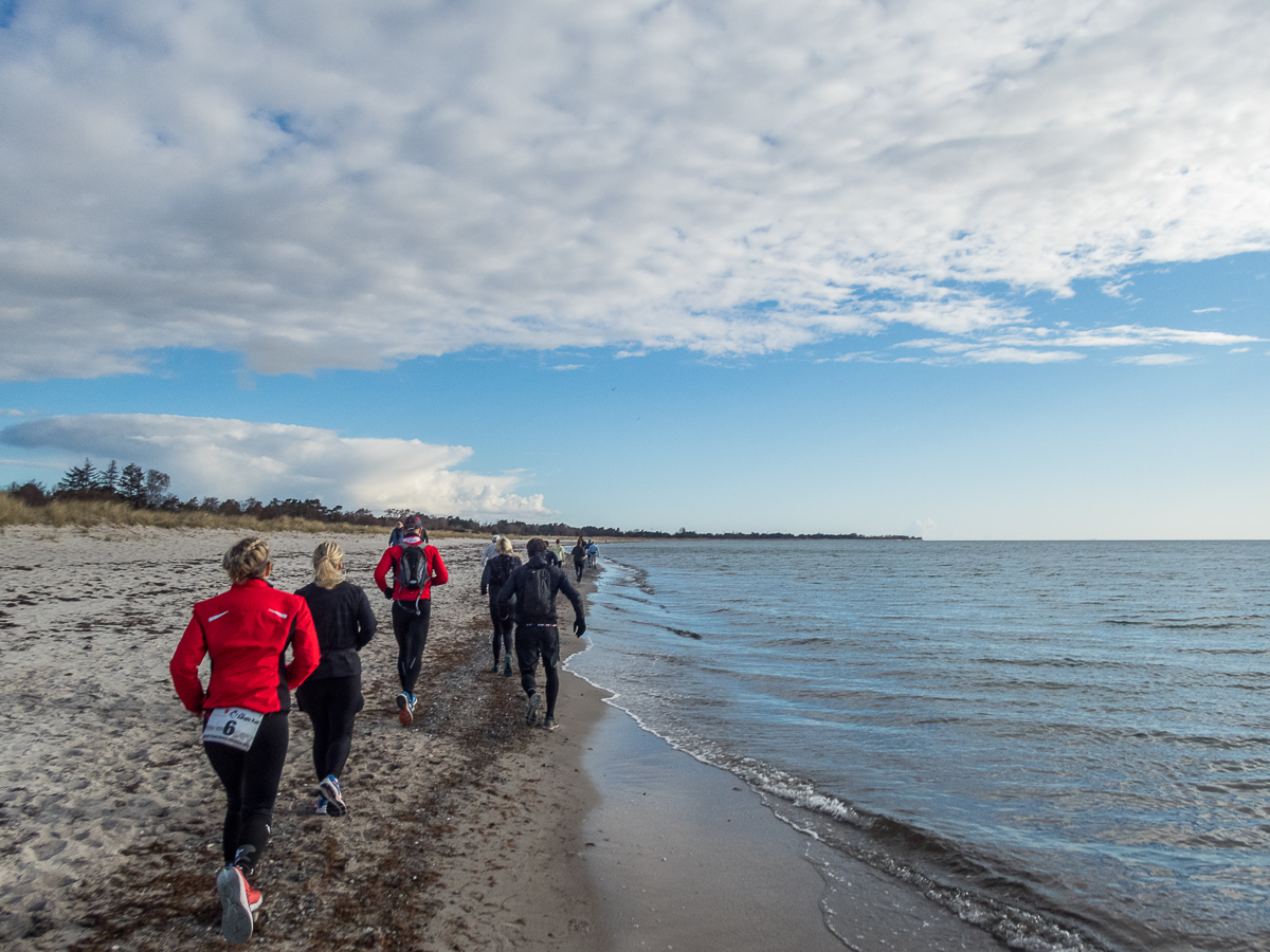 Jungle Run - South Coast Beach Marathon 2021 - Tor Rnnow