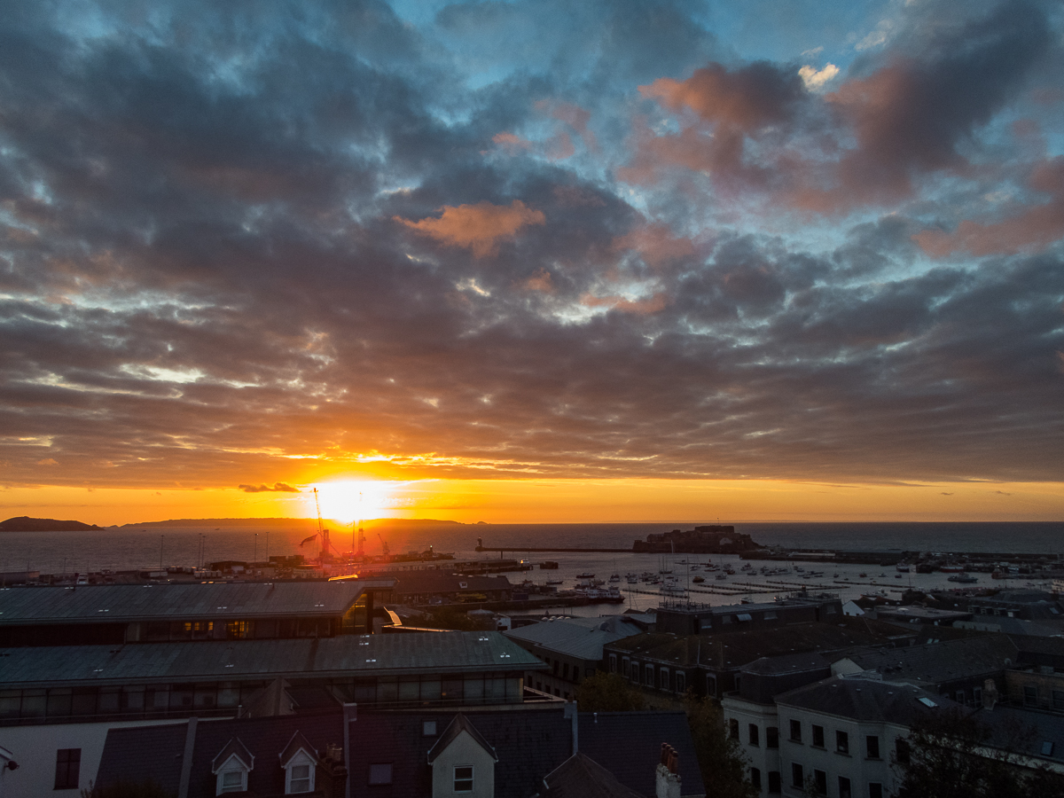 Guernsey Marathon 2021 - Tor Rnnow