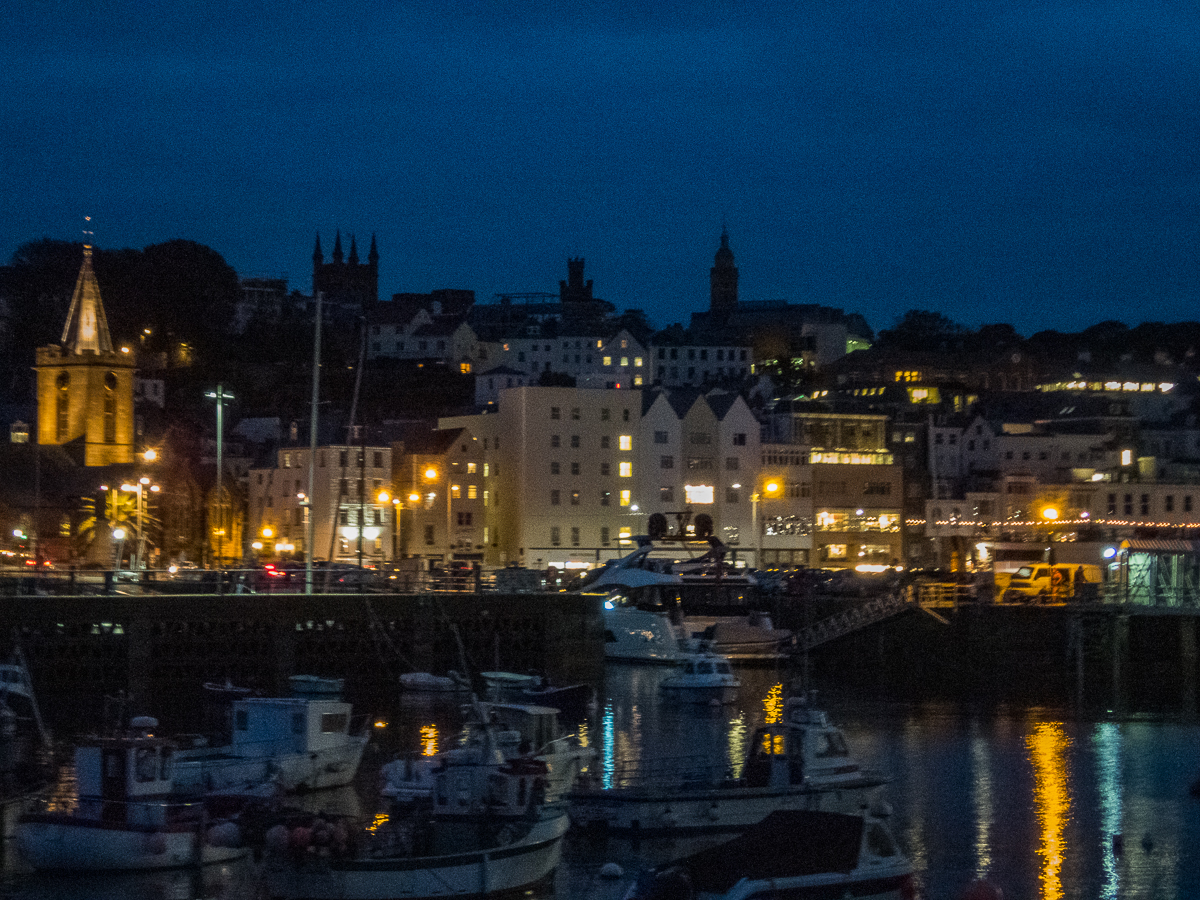 Guernsey Marathon 2021 - Tor Rnnow