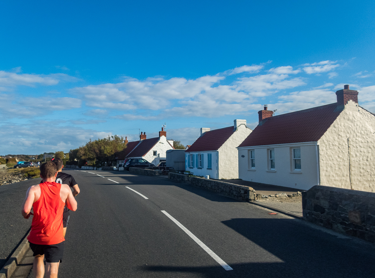 Guernsey Marathon 2021 - Tor Rnnow