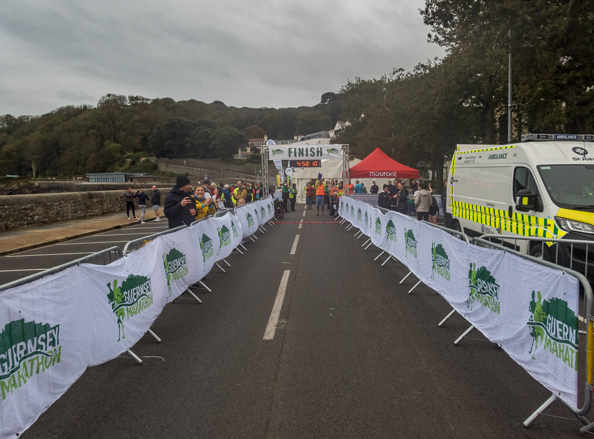 Guernsey Marathon 2021 - Tor Rnnow