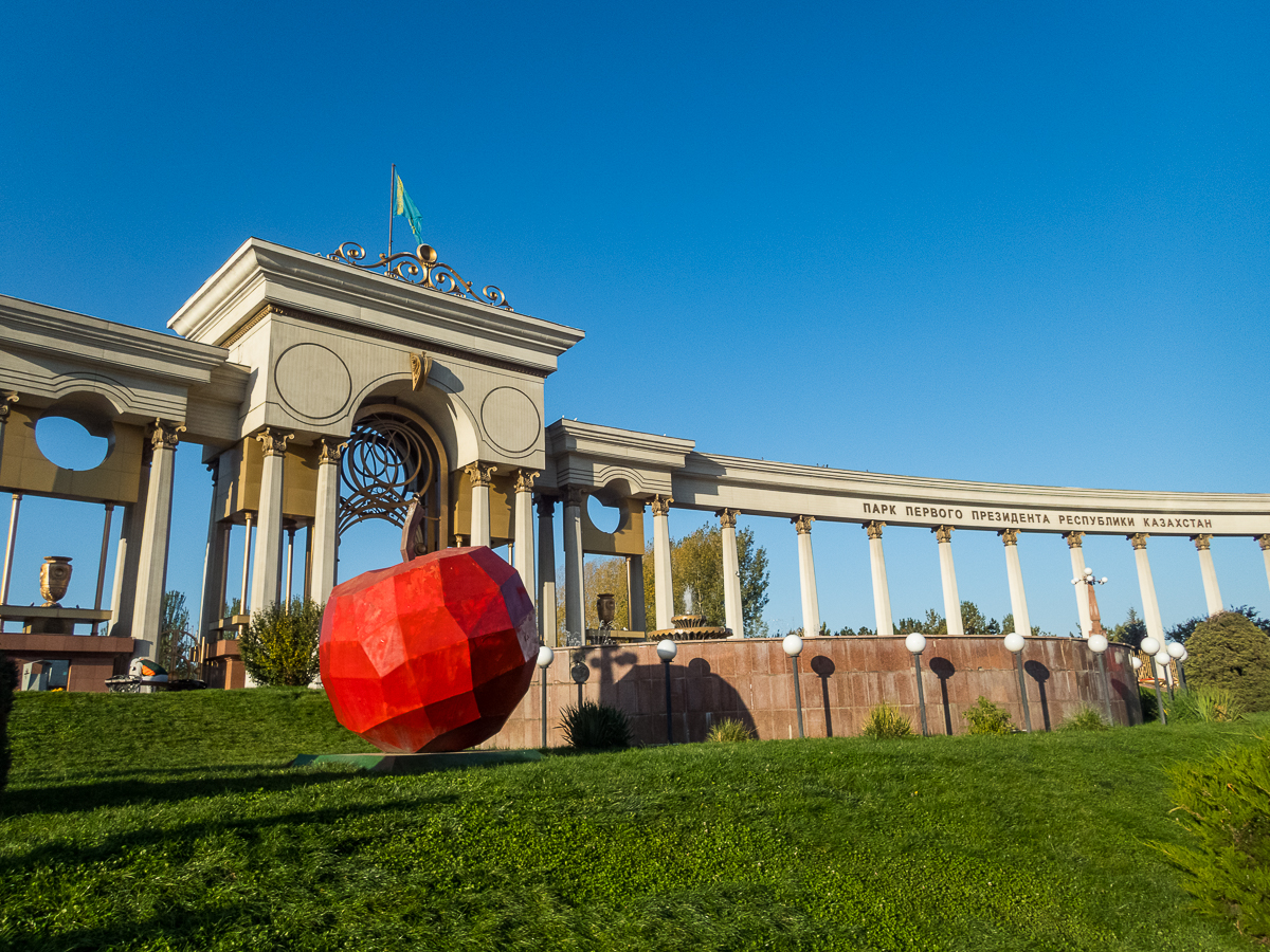 Almaty Central Park Marathon 2023 - Kazakhstan - Tor Rnnow