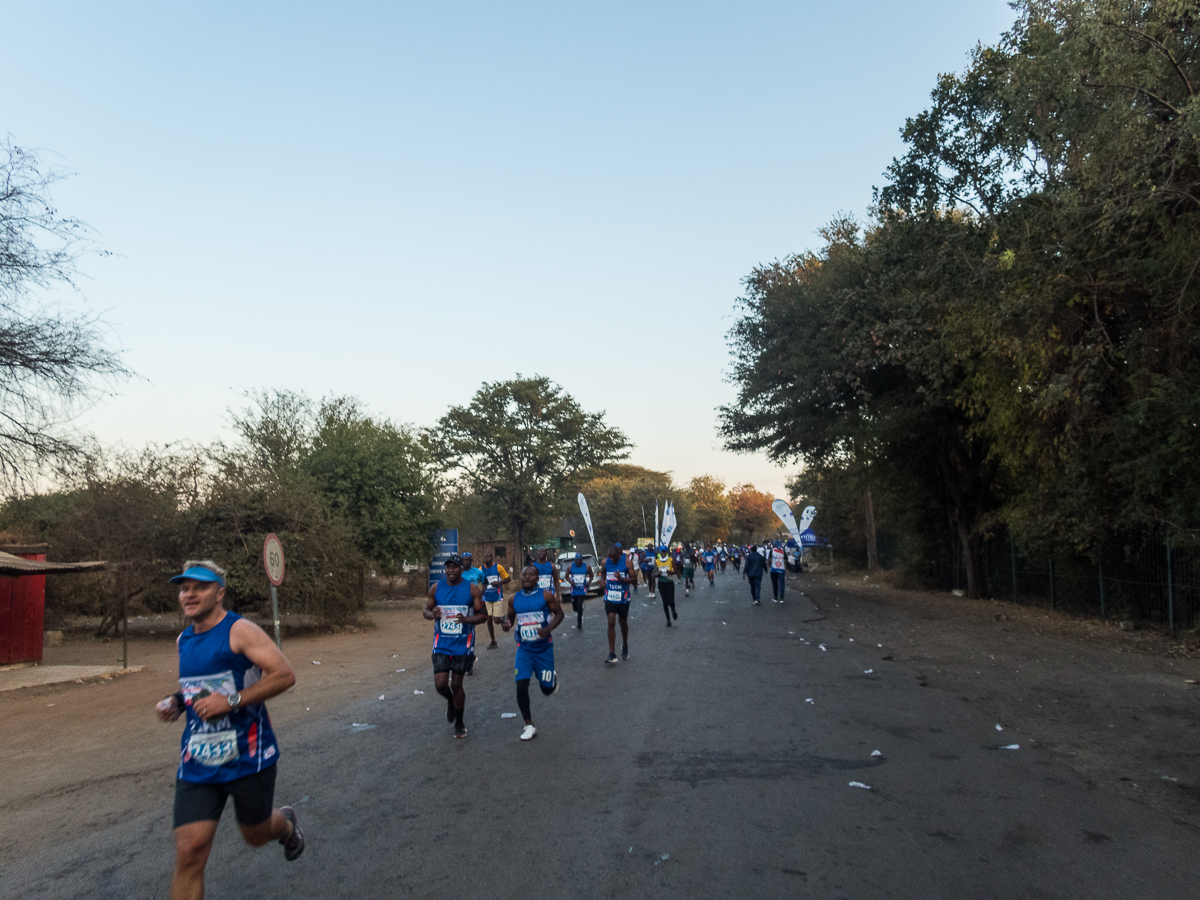 Victoria Falls Marathon 2023 - Tor Rnnow