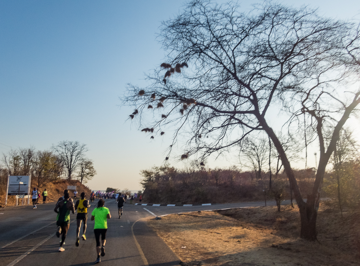 Victoria Falls Marathon 2023 - Tor Rnnow