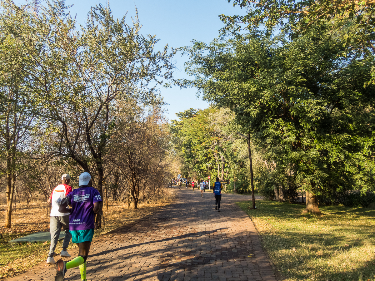 Victoria Falls Marathon 2023 - Tor Rnnow