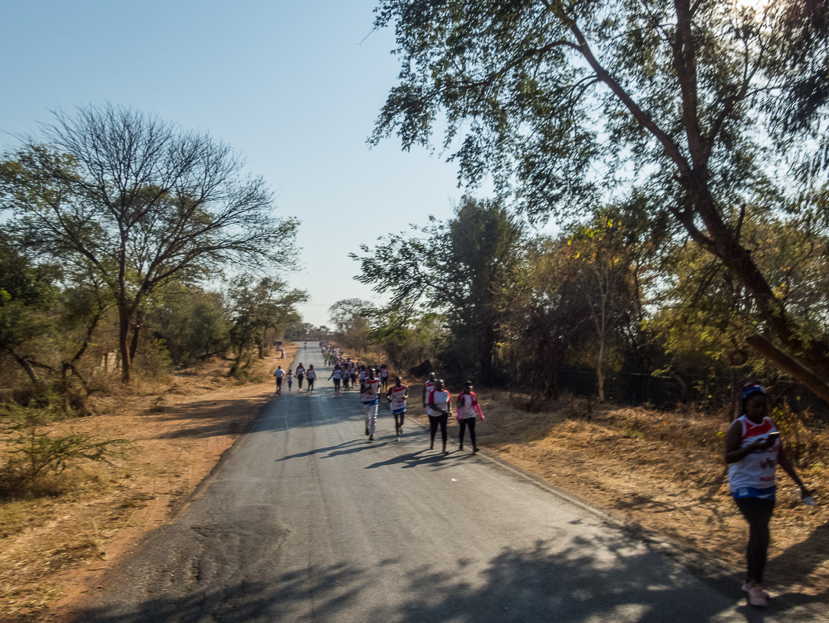 Victoria Falls Marathon 2023 - Tor Rnnow