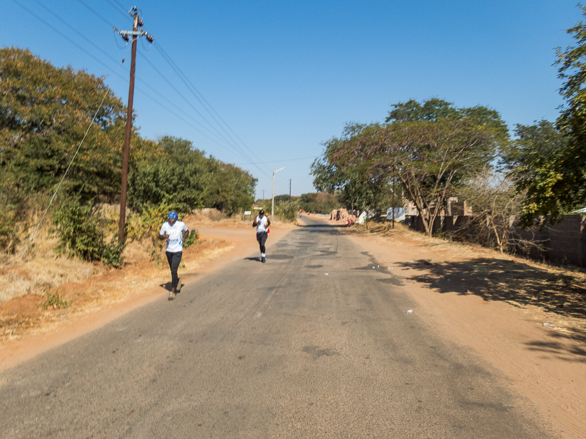 Victoria Falls Marathon 2023 - Tor Rnnow