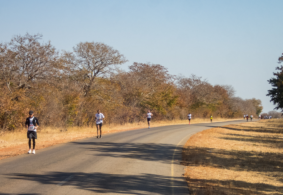 Victoria Falls Marathon 2023 - Tor Rnnow