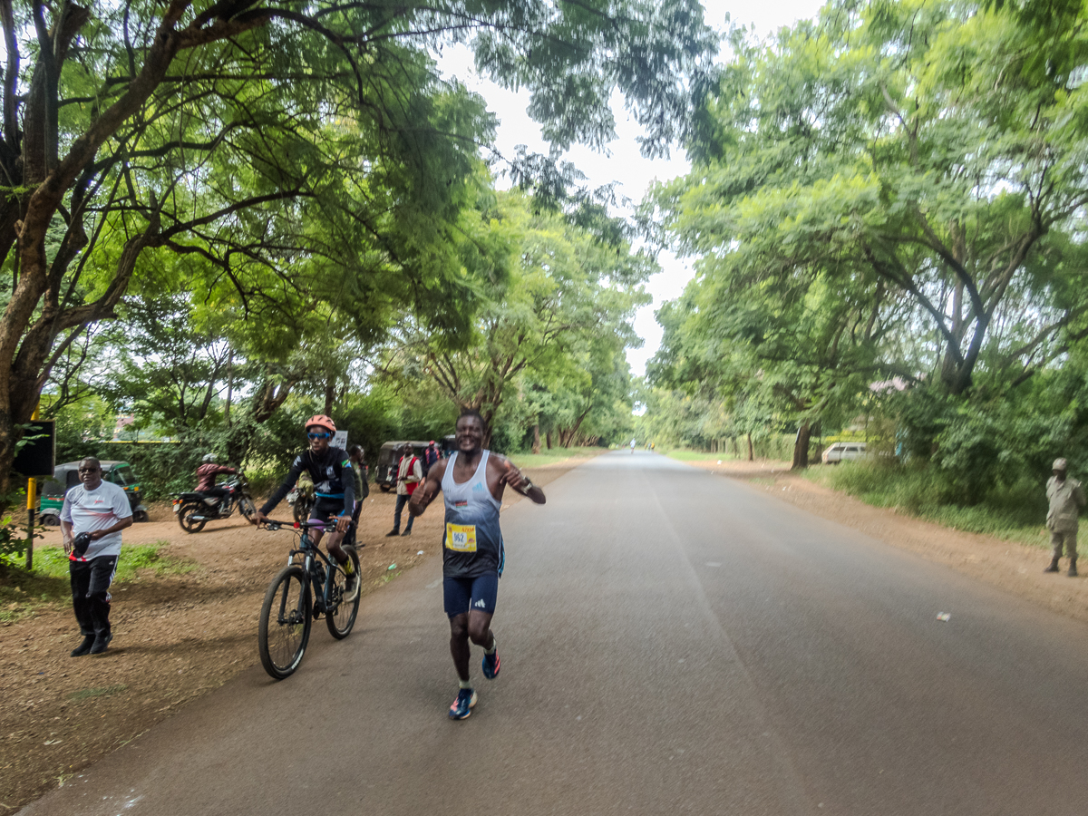 Kilimanjaro Marathon 2024 - Tor Rnnow