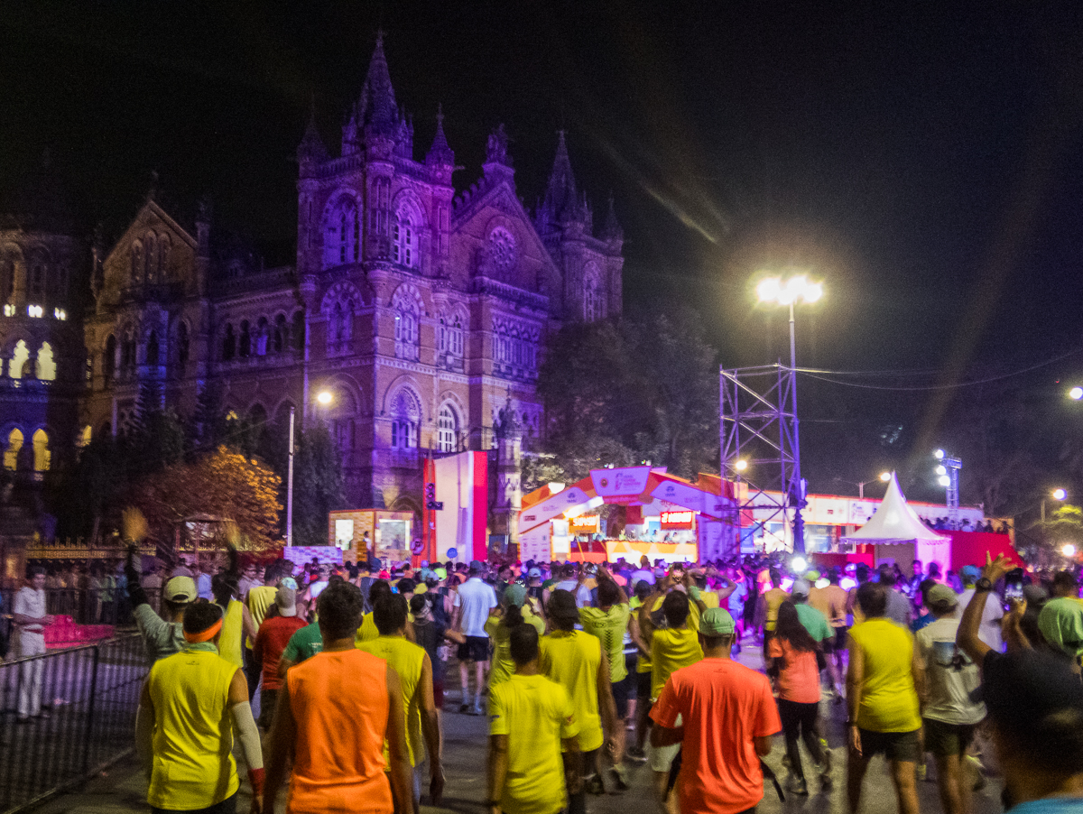 Mumbai Marathon 2024- Tor Rnnow