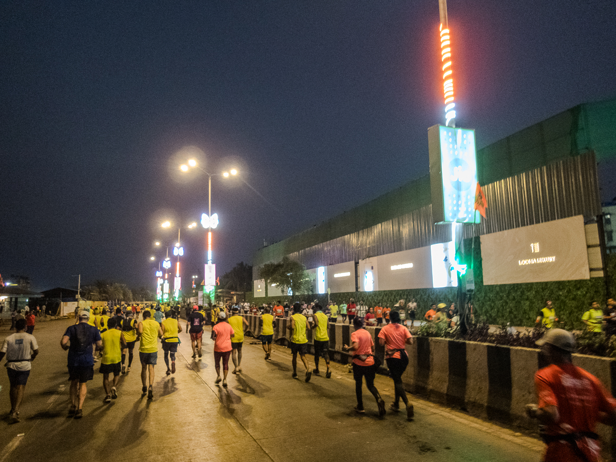 Mumbai Marathon 2024- Tor Rnnow