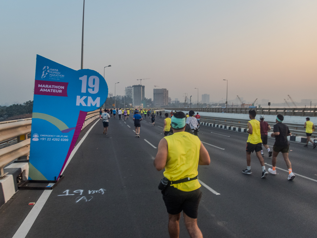 Mumbai Marathon 2024- Tor Rnnow