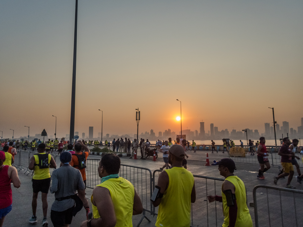 Mumbai Marathon 2024- Tor Rnnow