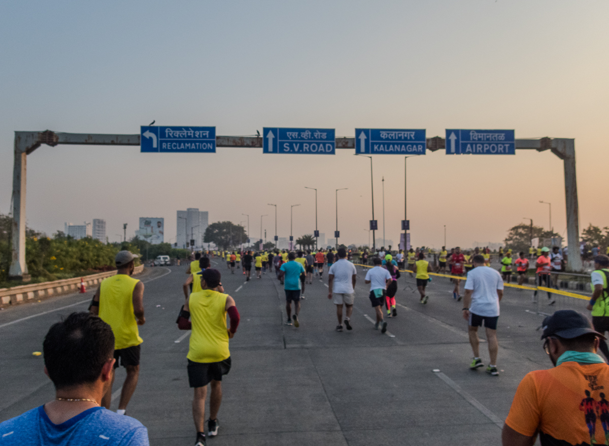 Mumbai Marathon 2024- Tor Rnnow