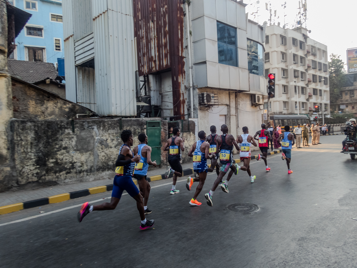 Mumbai Marathon 2024- Tor Rnnow