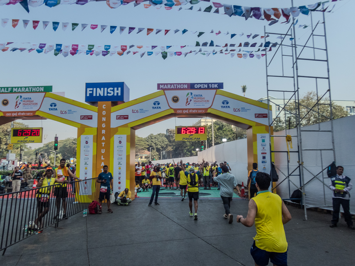 Mumbai Marathon 2024- Tor Rnnow